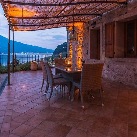 Villa Limone ليمونِ سول غاردا المظهر الخارجي الصورة
